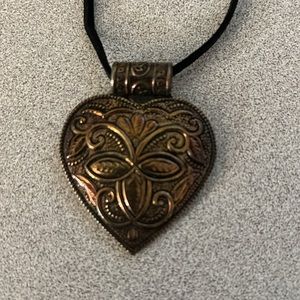 Vintage Heart Pendant Necklace